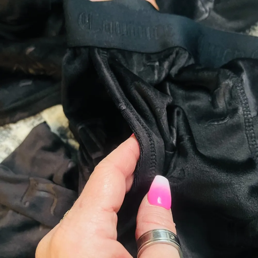 2 PIECE BLACK LOGO HOODIE AND JOGGER SET - Image 10