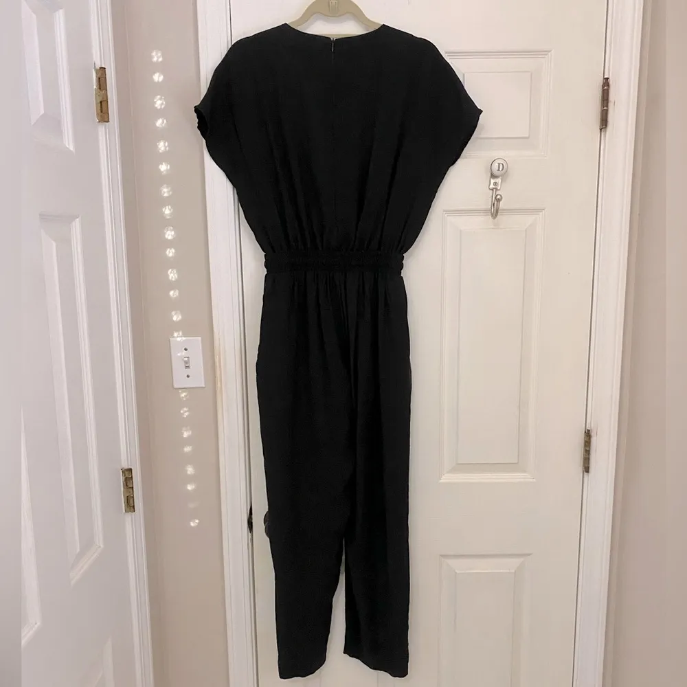Moll V-Neck Jumpsuit in Black - Image 15