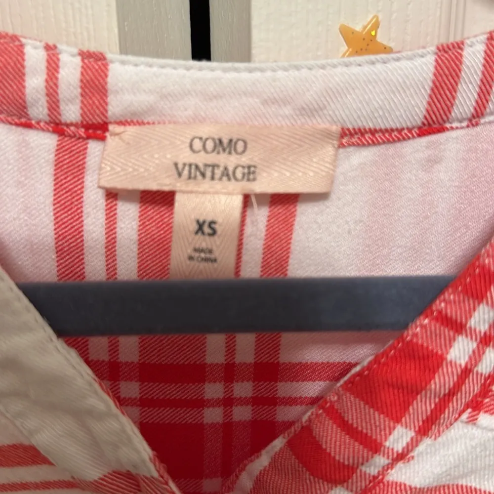 Como vintage Red and White Plaid Button-Up Blouse - Image 3