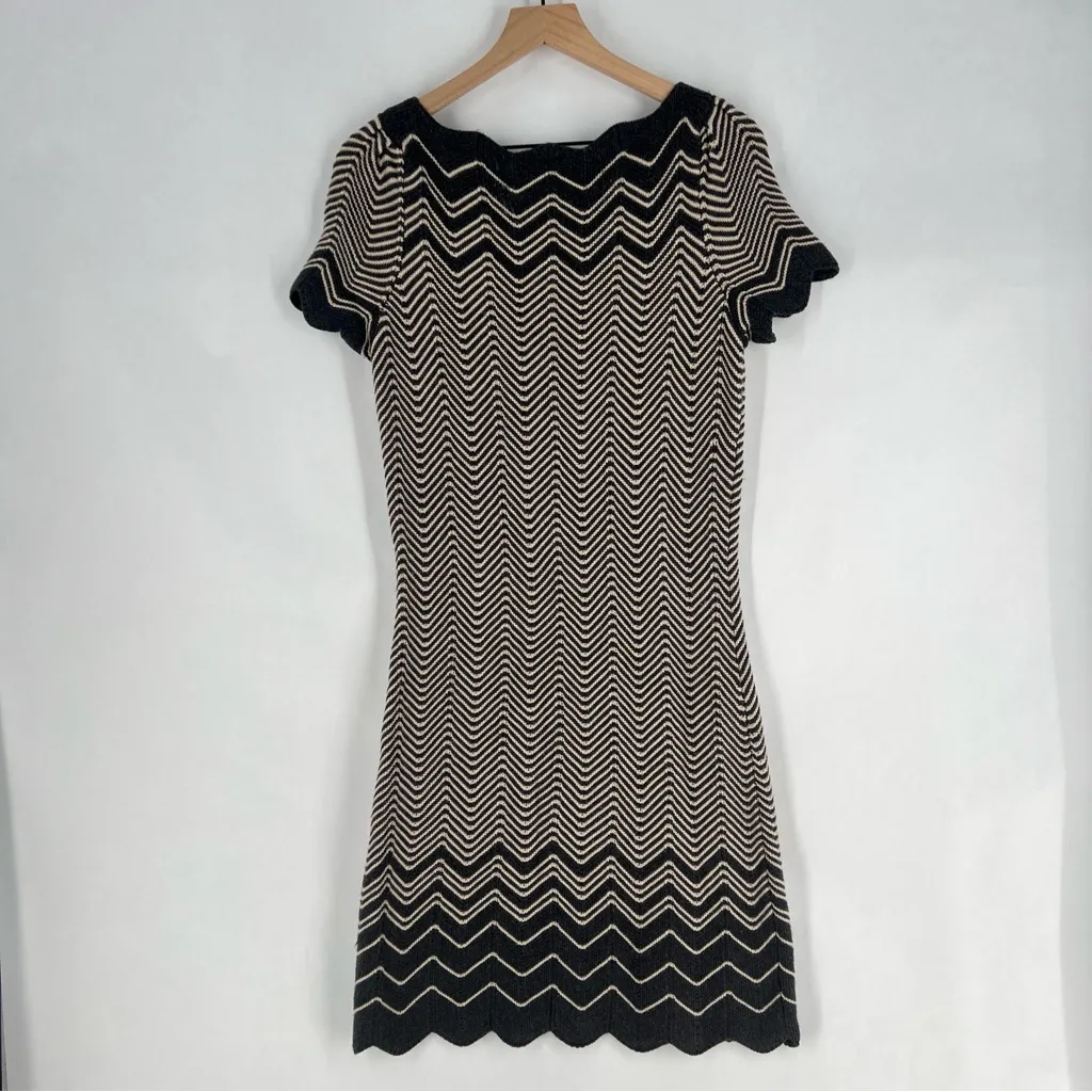 Tory Burch Kent Chevron Knit Merino Wool Black & Cream Chevron Midi Dress Size M - Image 8