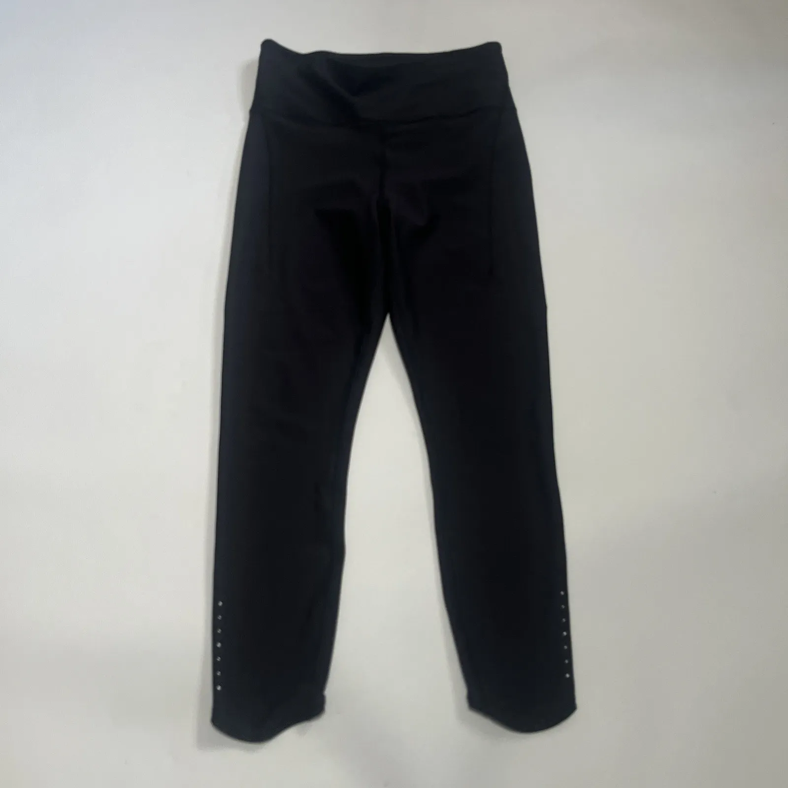 Medium Athleta Black Pacesetter Ultra High Rise 7/8 Legging - Image 7