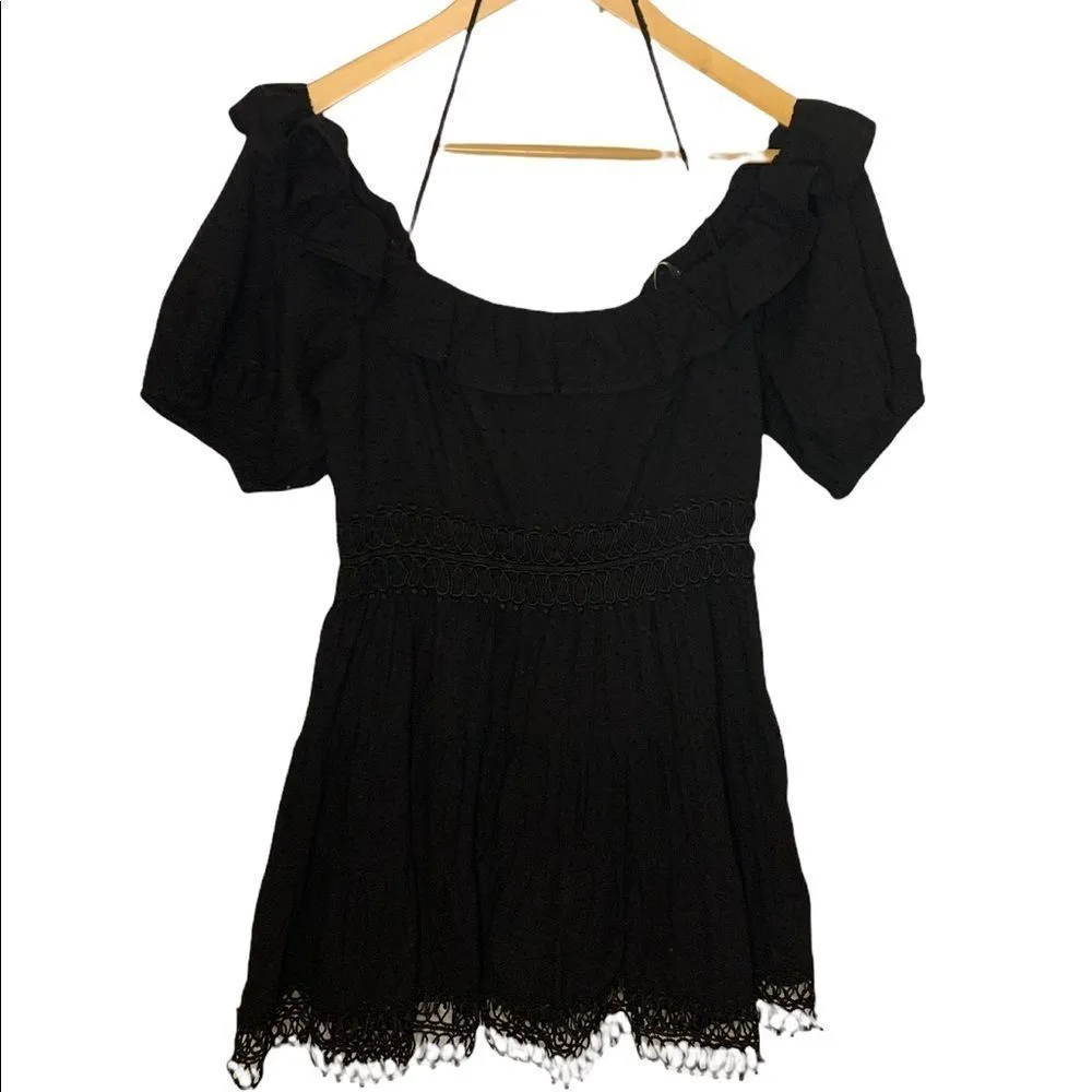 Do + Be cold shoulder dress size M NWT - Image 8