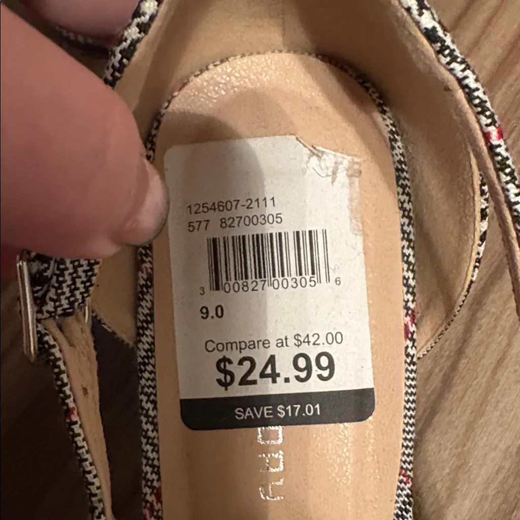 CL by Laundry Elegant Checkered Slingback Pumps - Image 4