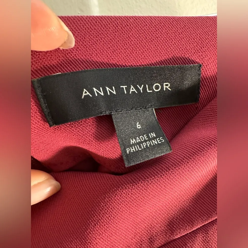 Ann Taylor Flared Stretch Midi Skirt Casual Formal Maroon perfect for spring 🩷 - Image 2