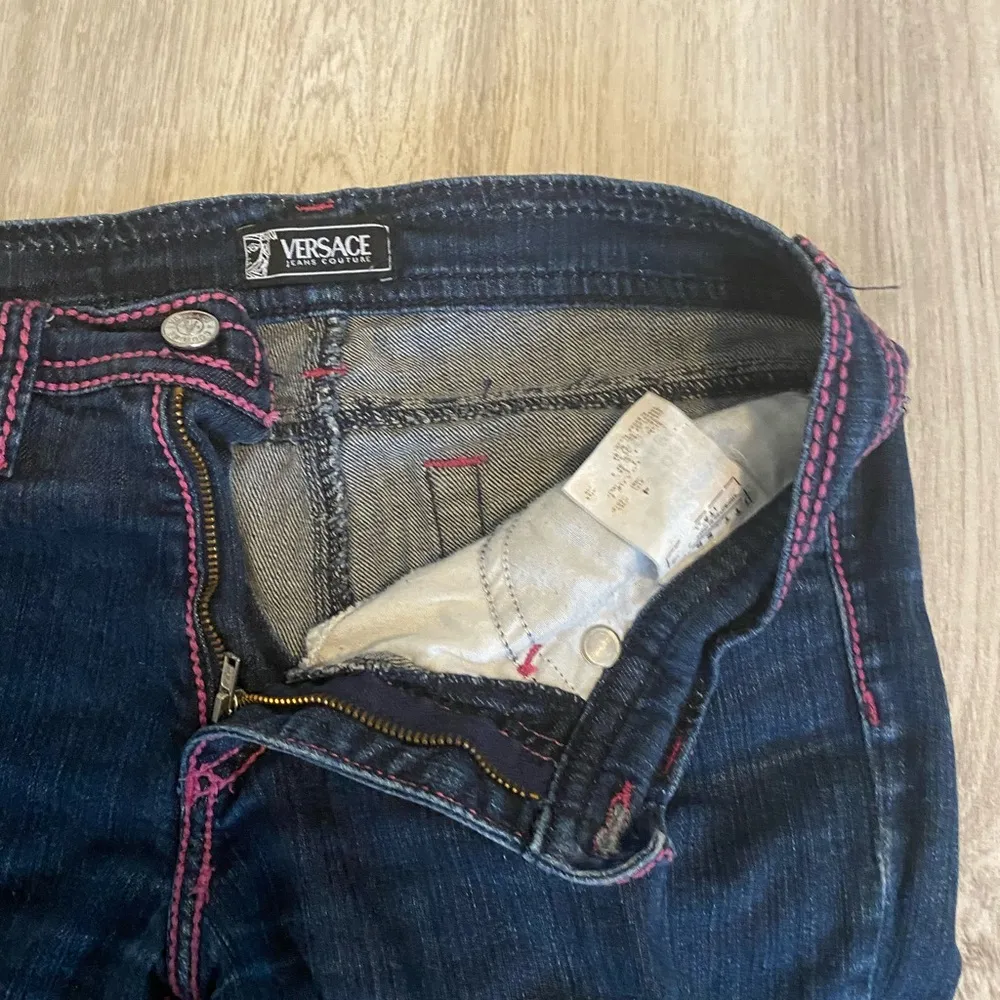 Versace hot pink vintage contrast stitching dark wash low rise flare leg  jeans - Image 3