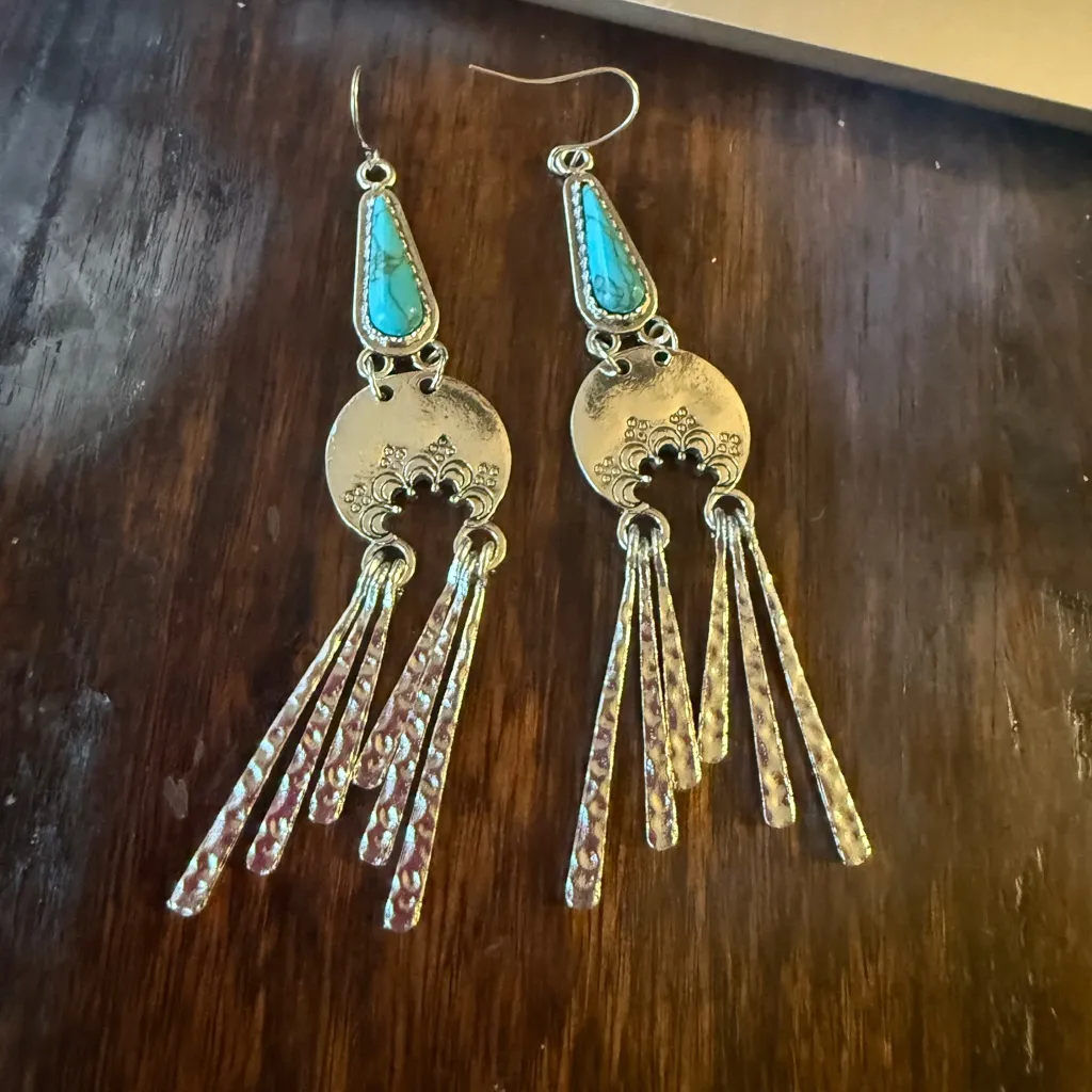 Boho Turquoise Drop Earrings – Silver Hammered Fringe Statement Jewelry - Image 5