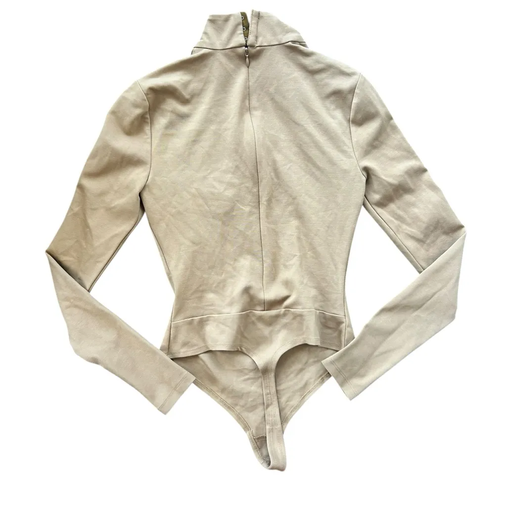 LPA Women's Size XS Cut Out
Long Sleeve Bodysuit 79 In Camel Tan Revolve. - Image 5