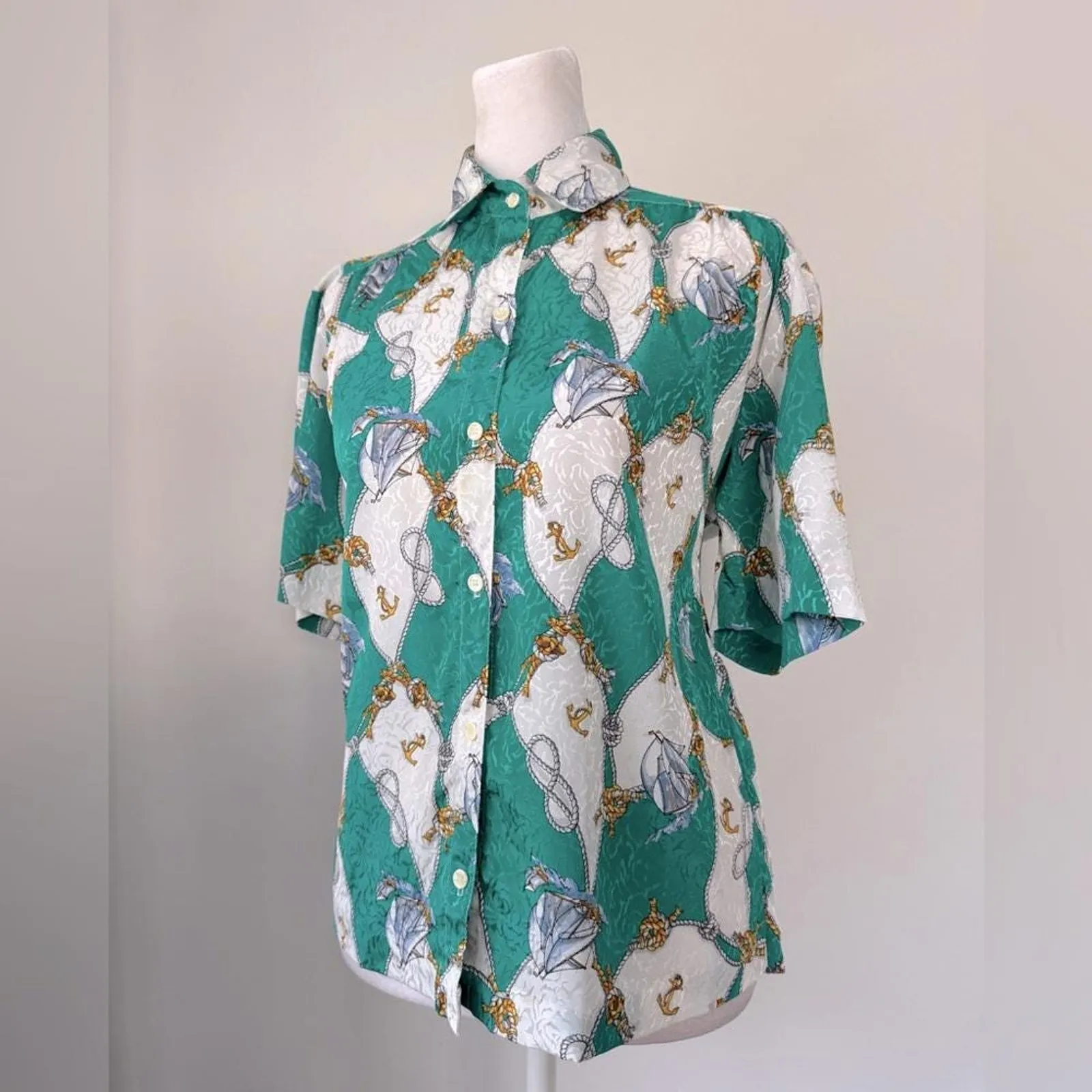 Vintage ‘80s All Hours Sailboat & Anchor Print Short Sleeve Collared Blouse Green - Image 2