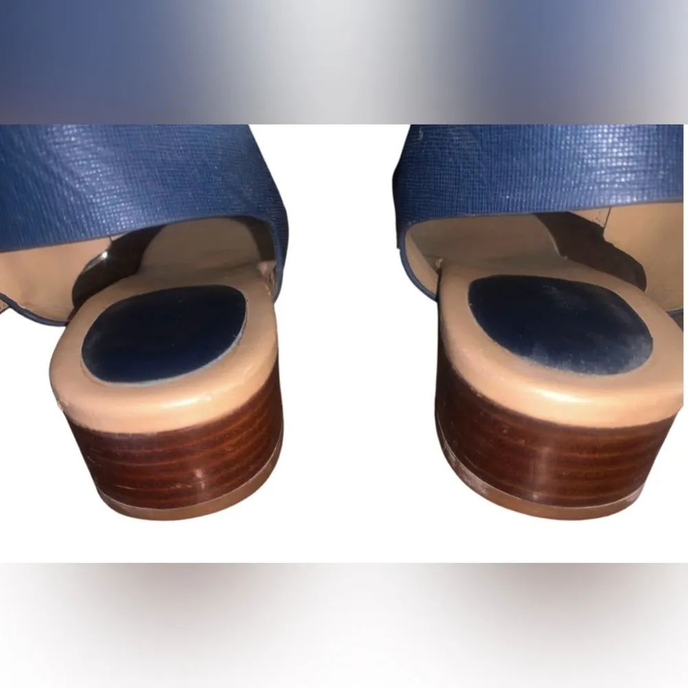 Michael Kors London Thong Sandal - Image 2