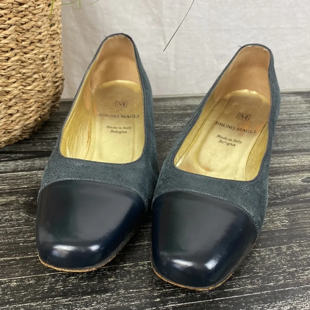 Bruno Magli Gray & Black Two Tone Color Block Leather shoes 6.5 - Image 2