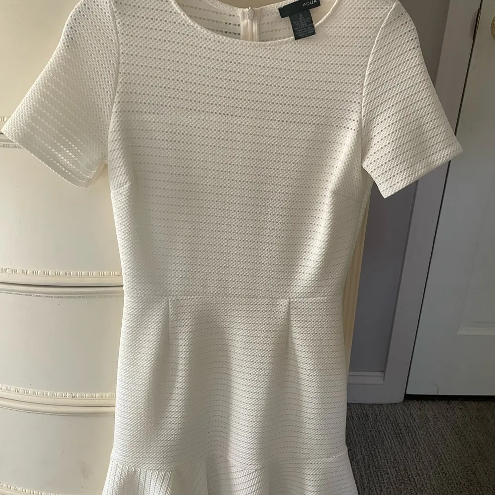 AQUA white short sleeve dress - Image 6