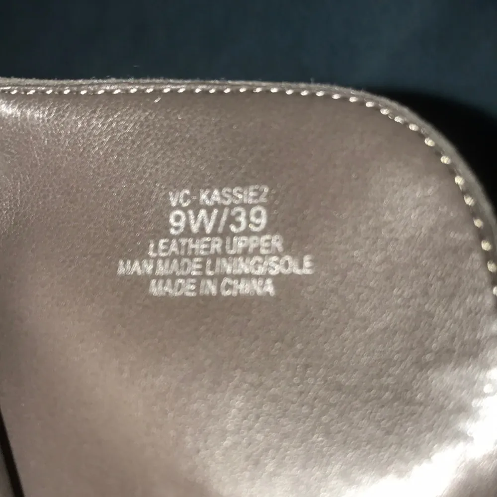 VINCE CAMUTO Kassie2 gray suede leather zipper boots NEW size 9W - Image 9