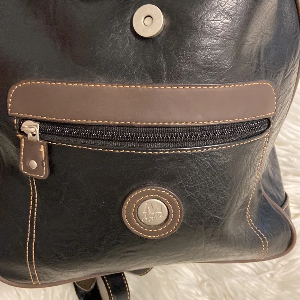 MOUFLON backpack in excellent condition made in Canada - Image 10