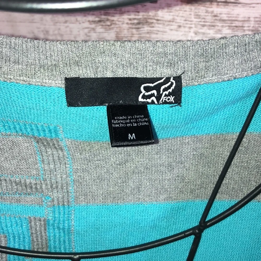 Fox racing stripped shirt size medium blue and gray v-neck button up top moto - Image 4