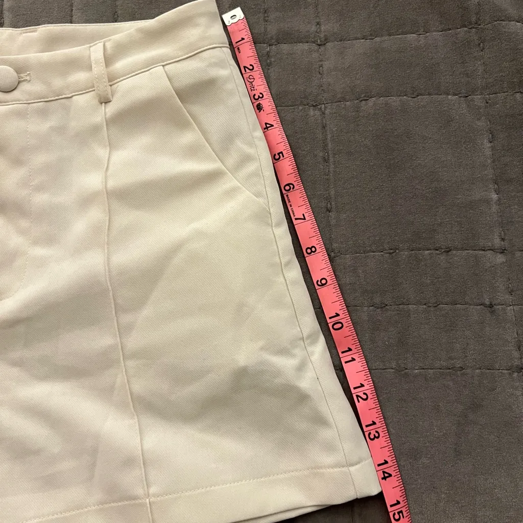 Women's shein brand Cream high waisted linen Shorts - Image 4