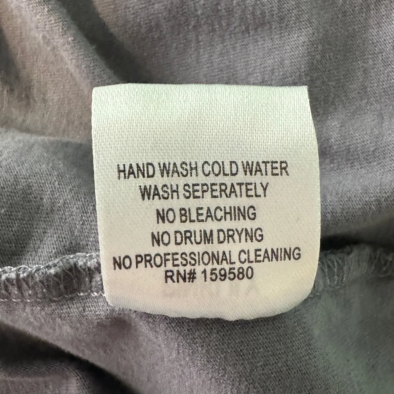 Pink Lily‎ Raised On Taylor Grey Graphic Tee Size Small Short Sleeves Crew Neck - Image 12