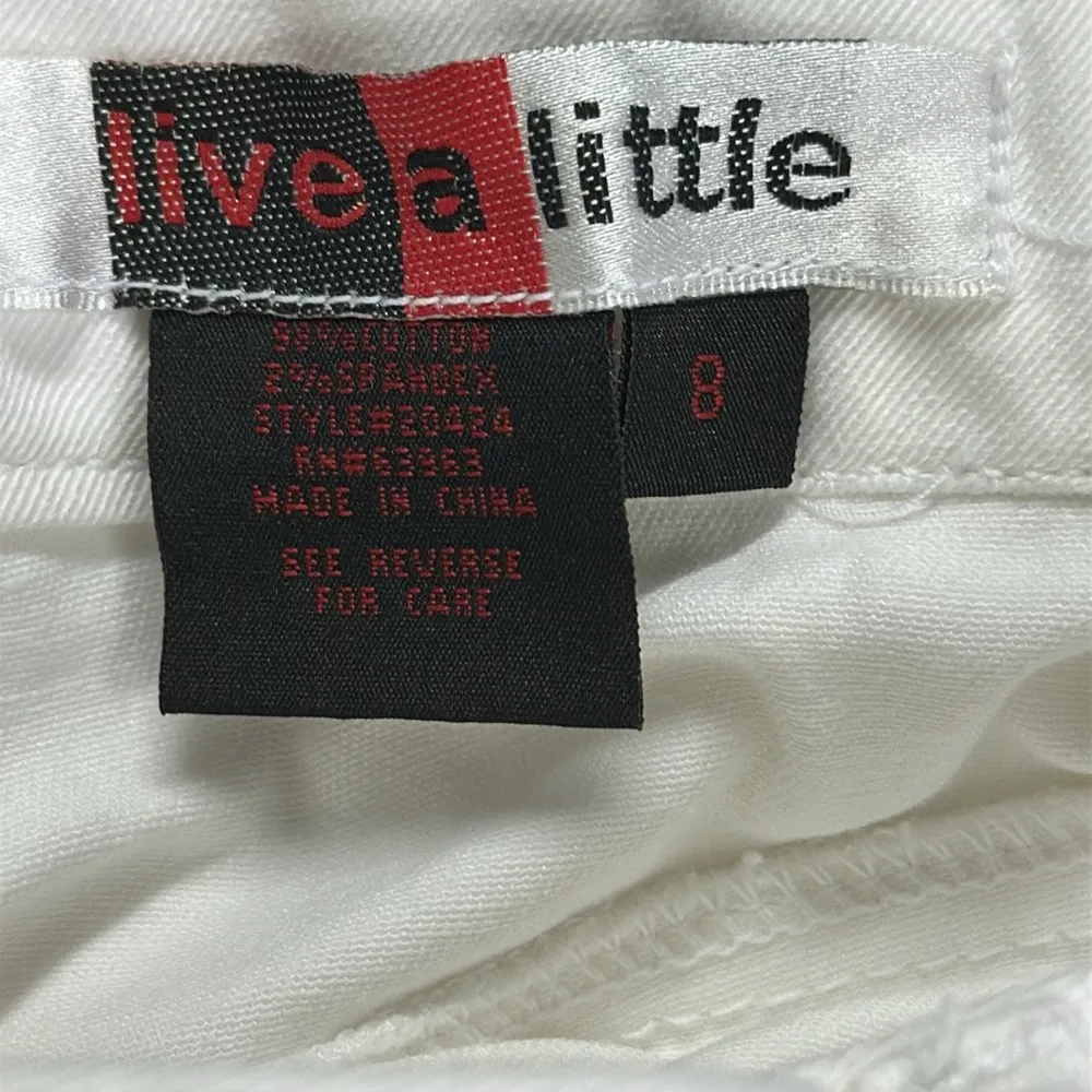 Live a Little White Stretch Cotton Bermuda Chino Seam Front Long Shorts Womens 8 - Image 6