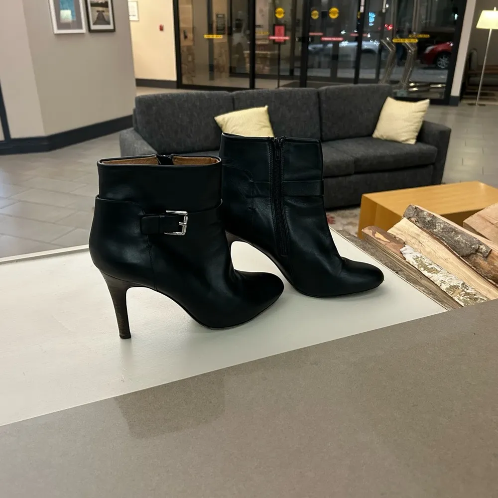 Coach Black Heeled Boots with Stiletto Heel and Sleek Design Size 10 B HOT! - Image 3