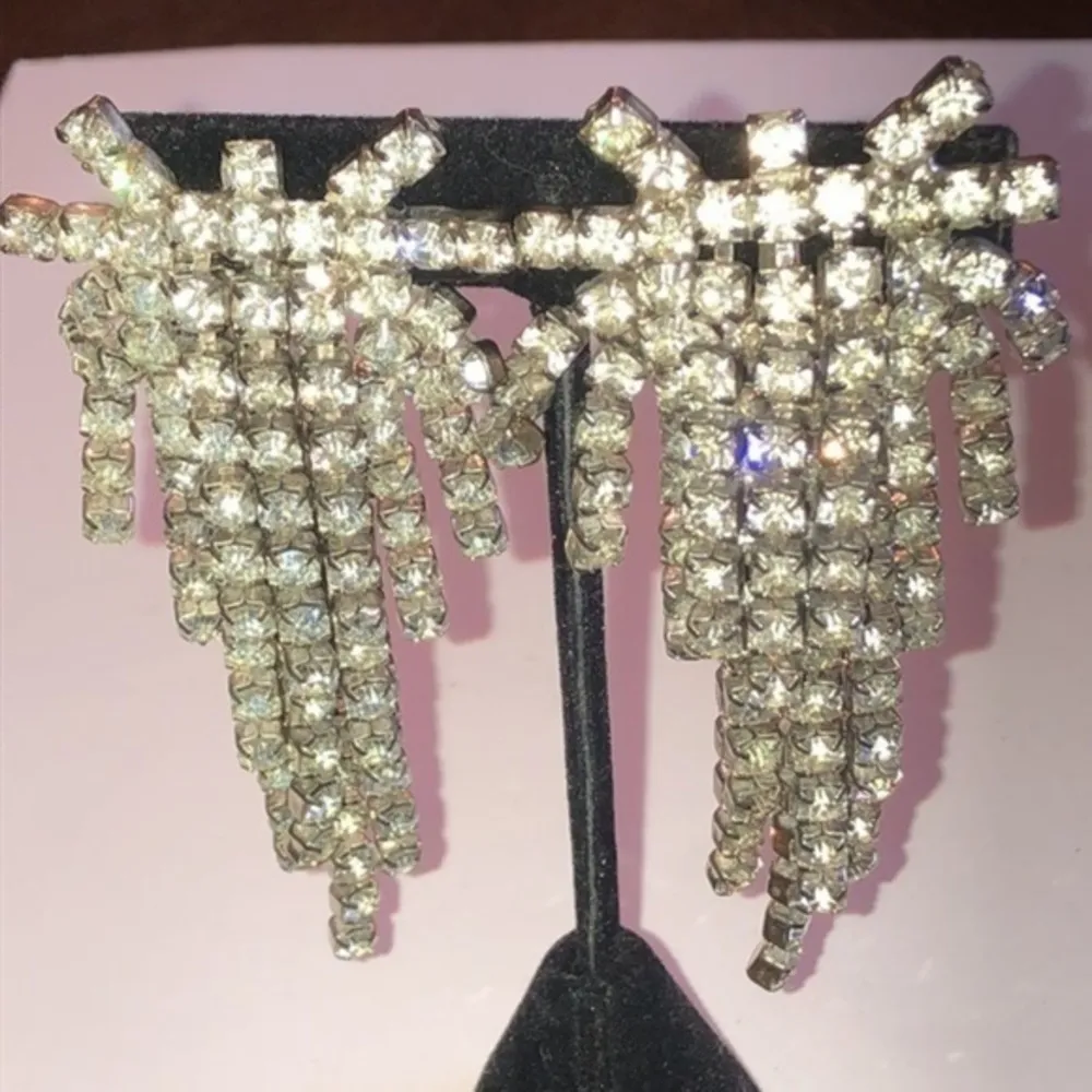 Huge Vintage Silver Tone CZ Rhinestone Starburst Dangling Clip On Earrings - Image 2