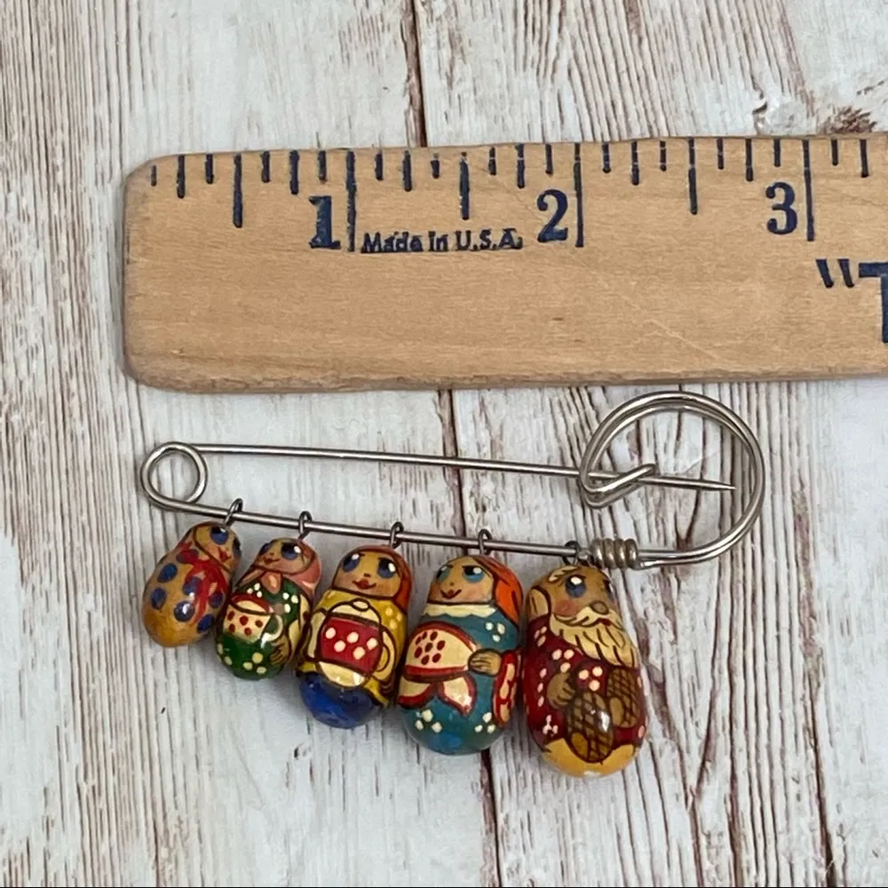 Vintage Nesting Doll Russian Doll Brooch Pin - Image 7