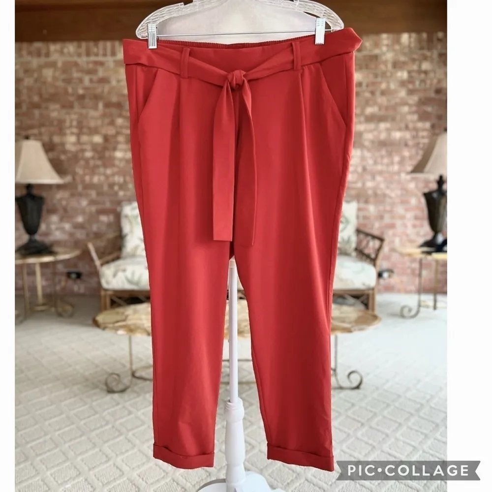 NWT Torrid Pants Cropped Cuff Red Tie Front 12 Large Party Date - Image 2