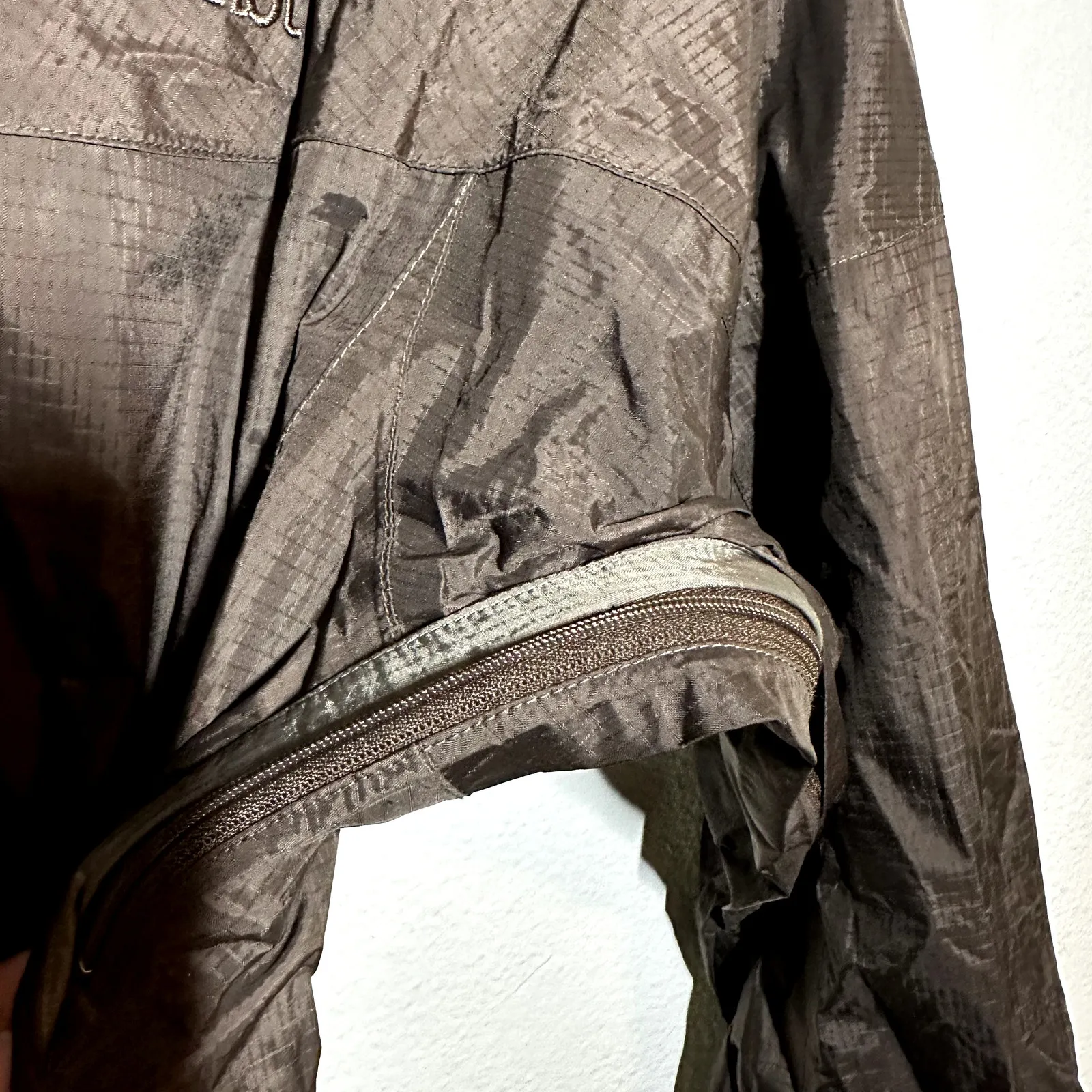 Marmot Precip Rain Jacket Hood Lightweight Full Zip Pockets Waterproof Black XS - Image 3