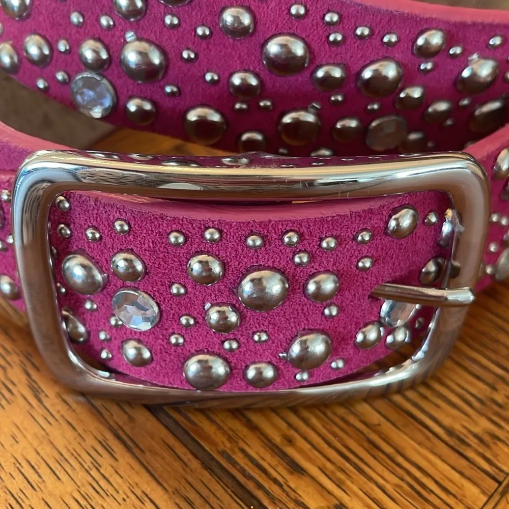 Y2K Pink suede, studded, leather belt - Image 2