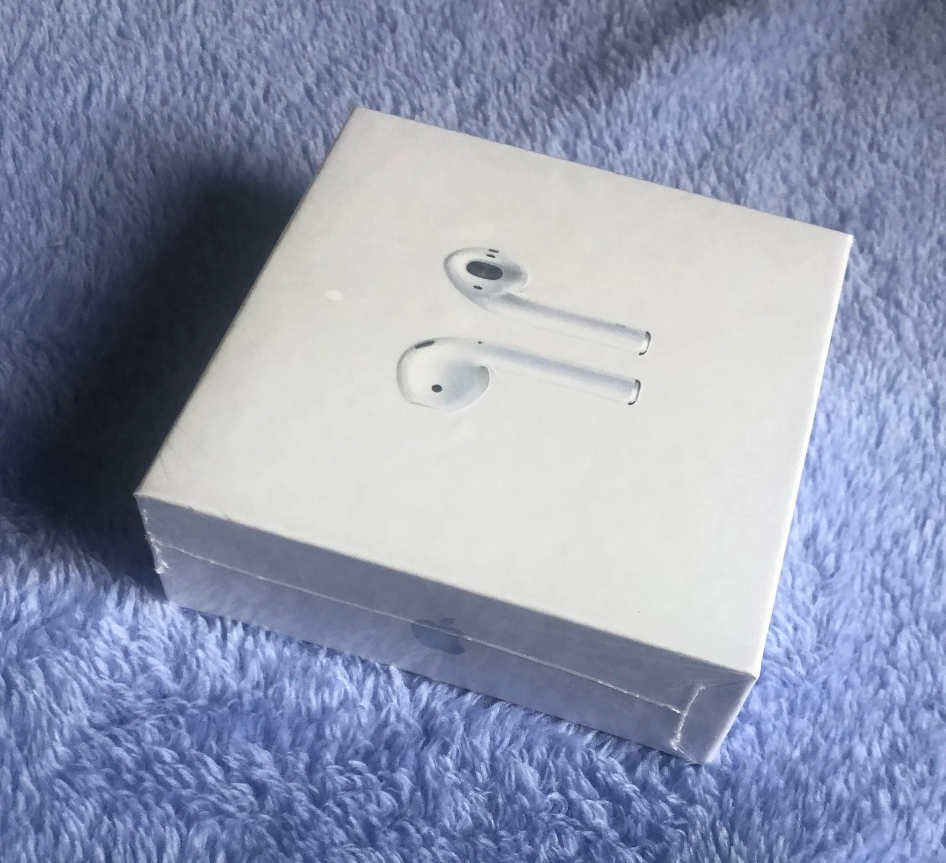 Apple AirPods 2nd Generation With Wireless Charging Case - Image 2