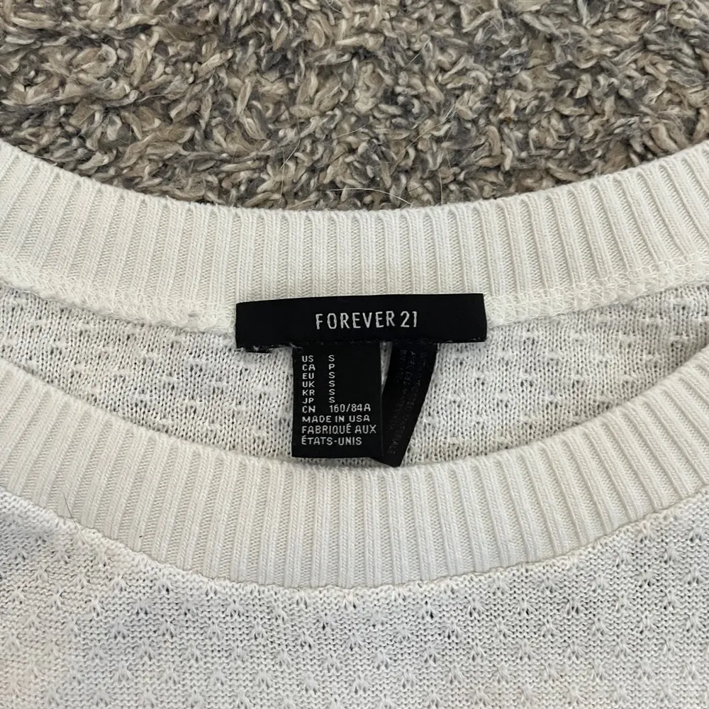 Forever 21 Striped Black and White Sweater - Image 6