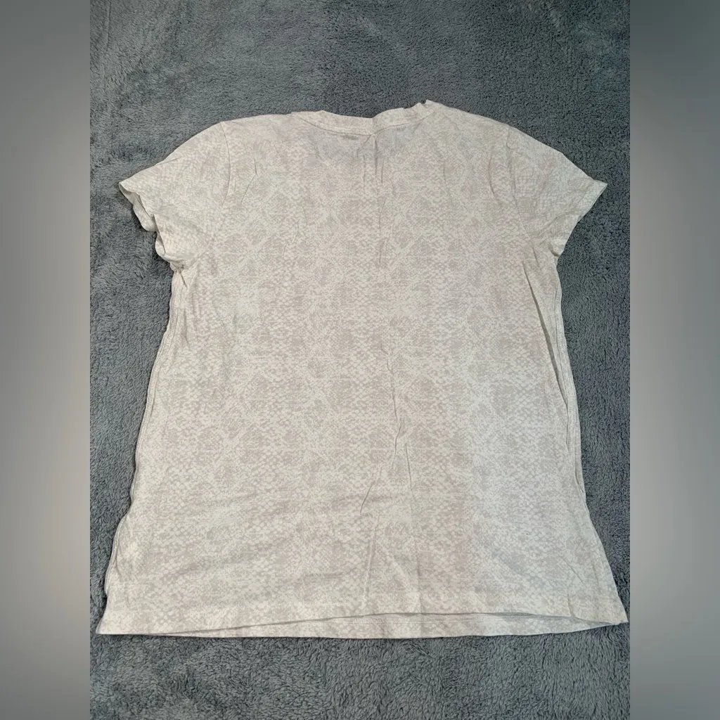 Athleta tee shirt large - Image 5