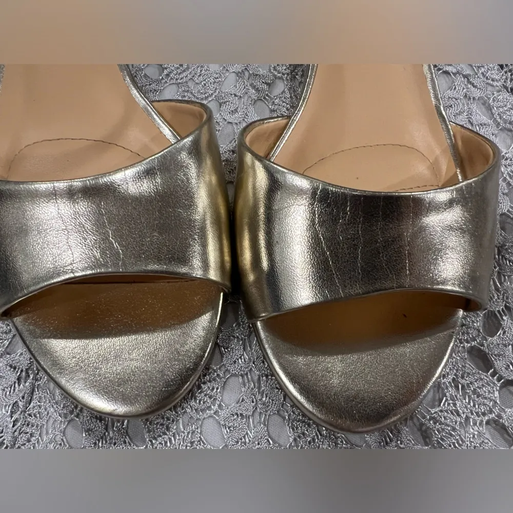 Badgley Mischka Jeweled Sandals Women’s Gold Size 7.5 Strappy Wedge Heel - Image 5