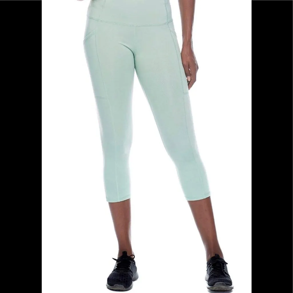 Body Glove  supplex Work It Performance‎ Fit Activewear Capri Pant - Image 2
