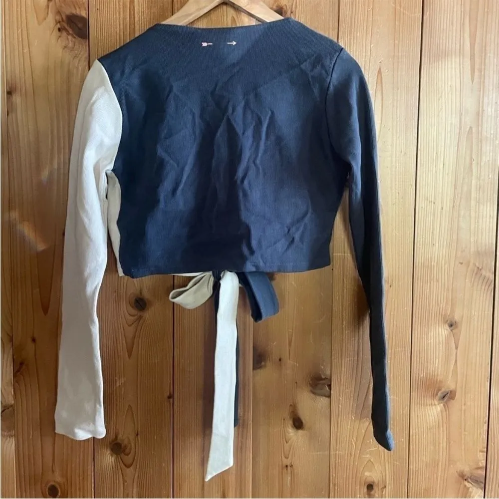 The Upside Luna Kyra Top Size Small Two Tone Blue Cream Crop Ribbed Wrap small - Image 6