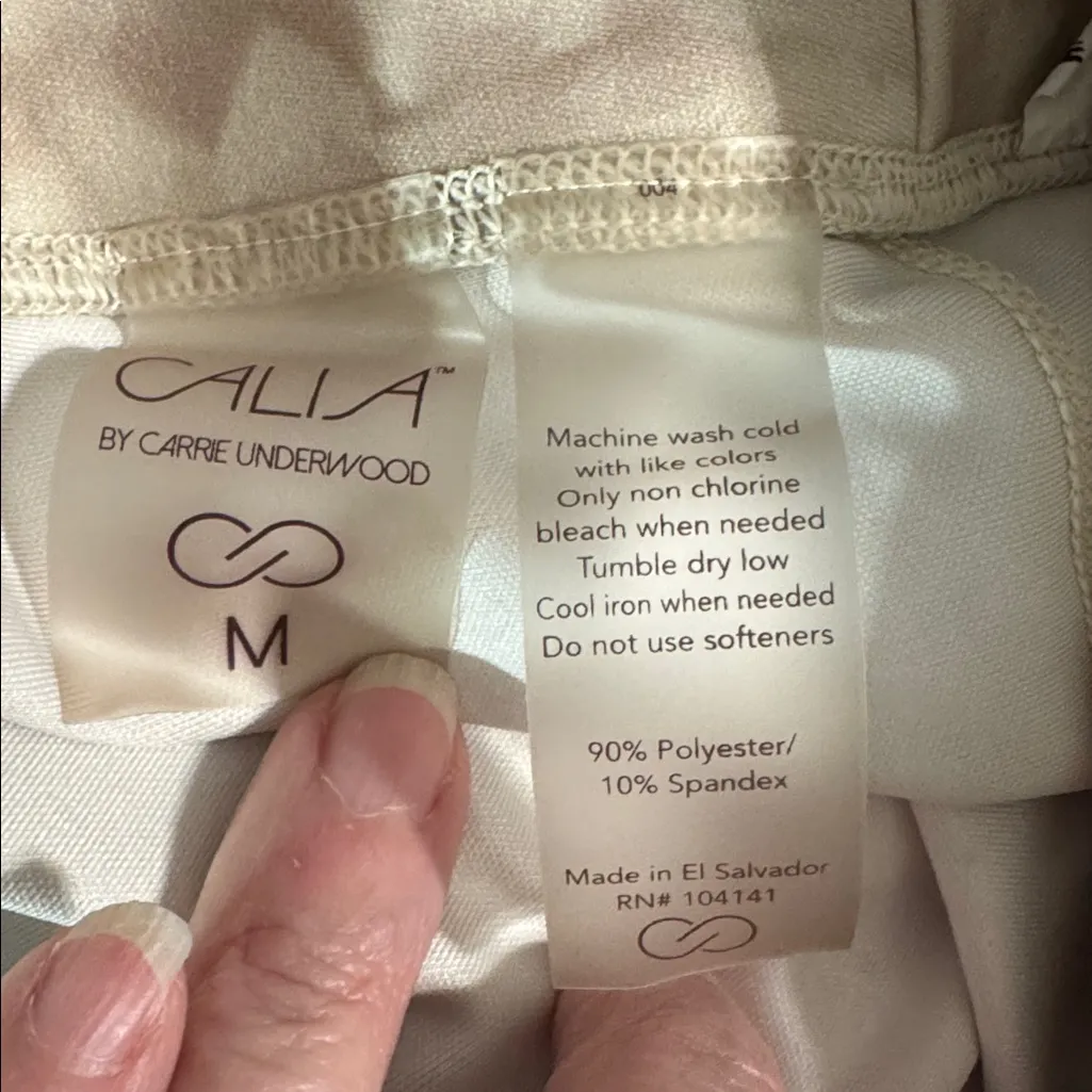 CALIA by Carrie Underwood Women's Essential Printed Legging Medium Camo Neutral White - Image 9