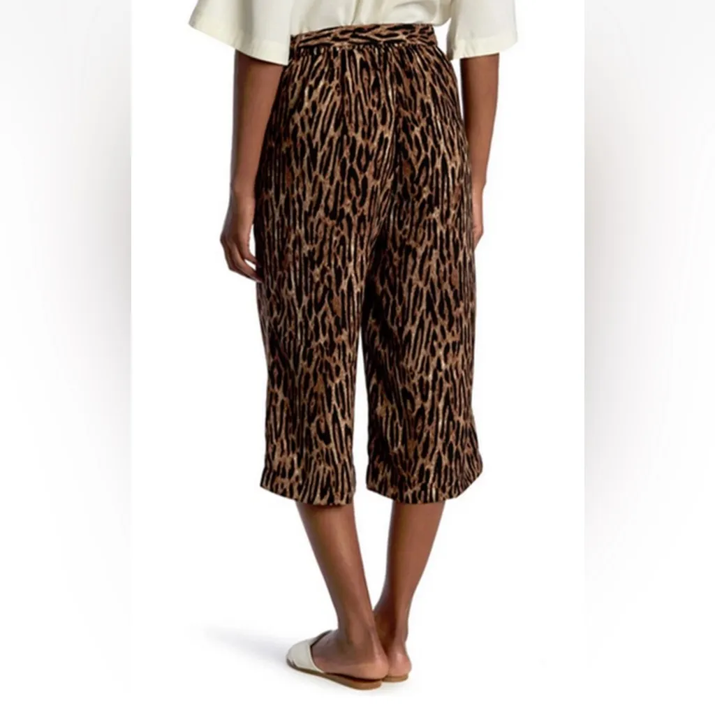 T Tahari Wide Leg Cropped Animal Print Pants Pockets Women’s Size Large - Image 2
