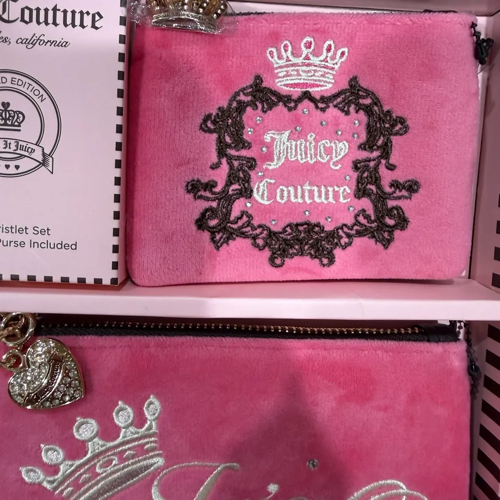 Juicy Couture Pink Wristlet Set NWT - Image 3