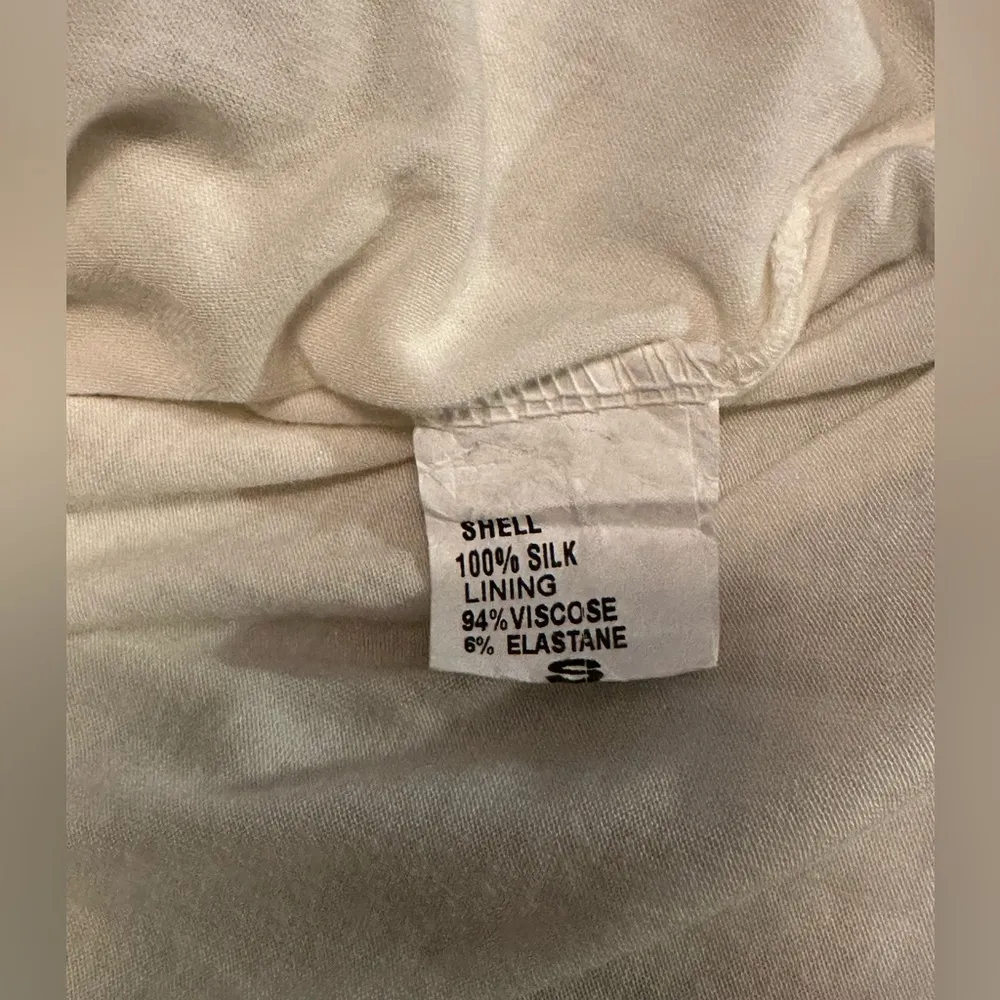 GIUSY Made in Italy Chic Floral Silk top Sz S
Elegant Boho Flowy Feminine - Image 3