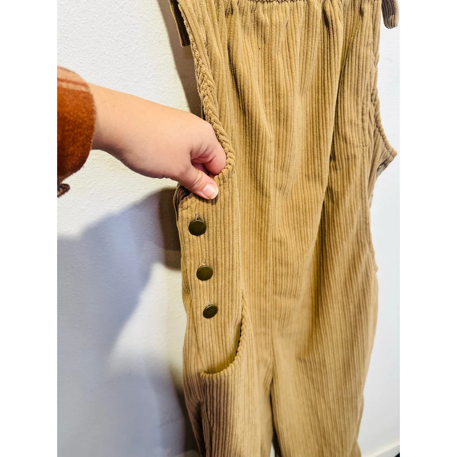 AYRA Tan Corduroy Side Button Pockets Oversized Overalls size Medium - Image 8