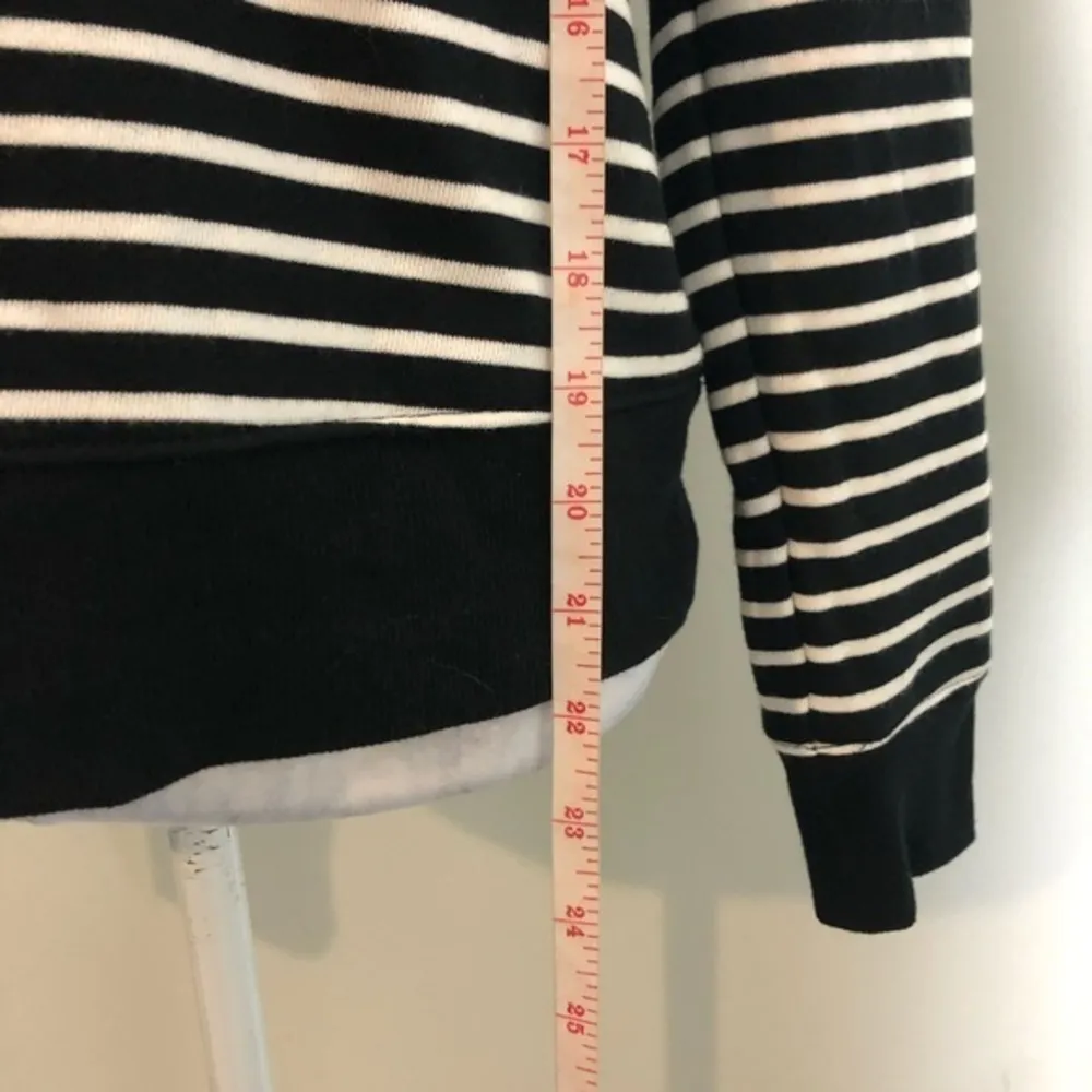 NWOT Black White Stripe Sweater Top Long Sleeved - Image 5