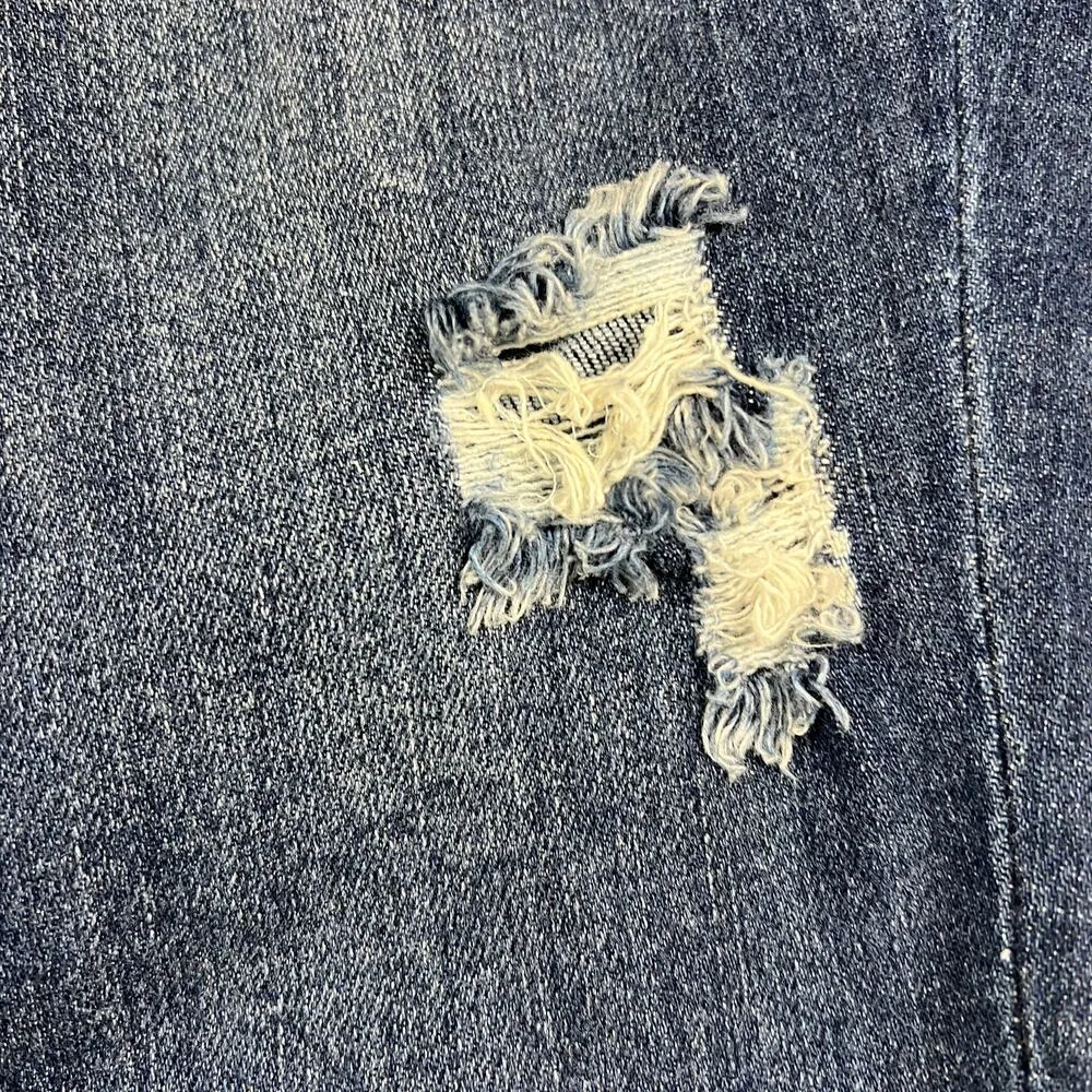 Judy Blue Boyfriend Fit Distressed Jeans Mid Rise 29” Inseam Size 7/28 - Image 8