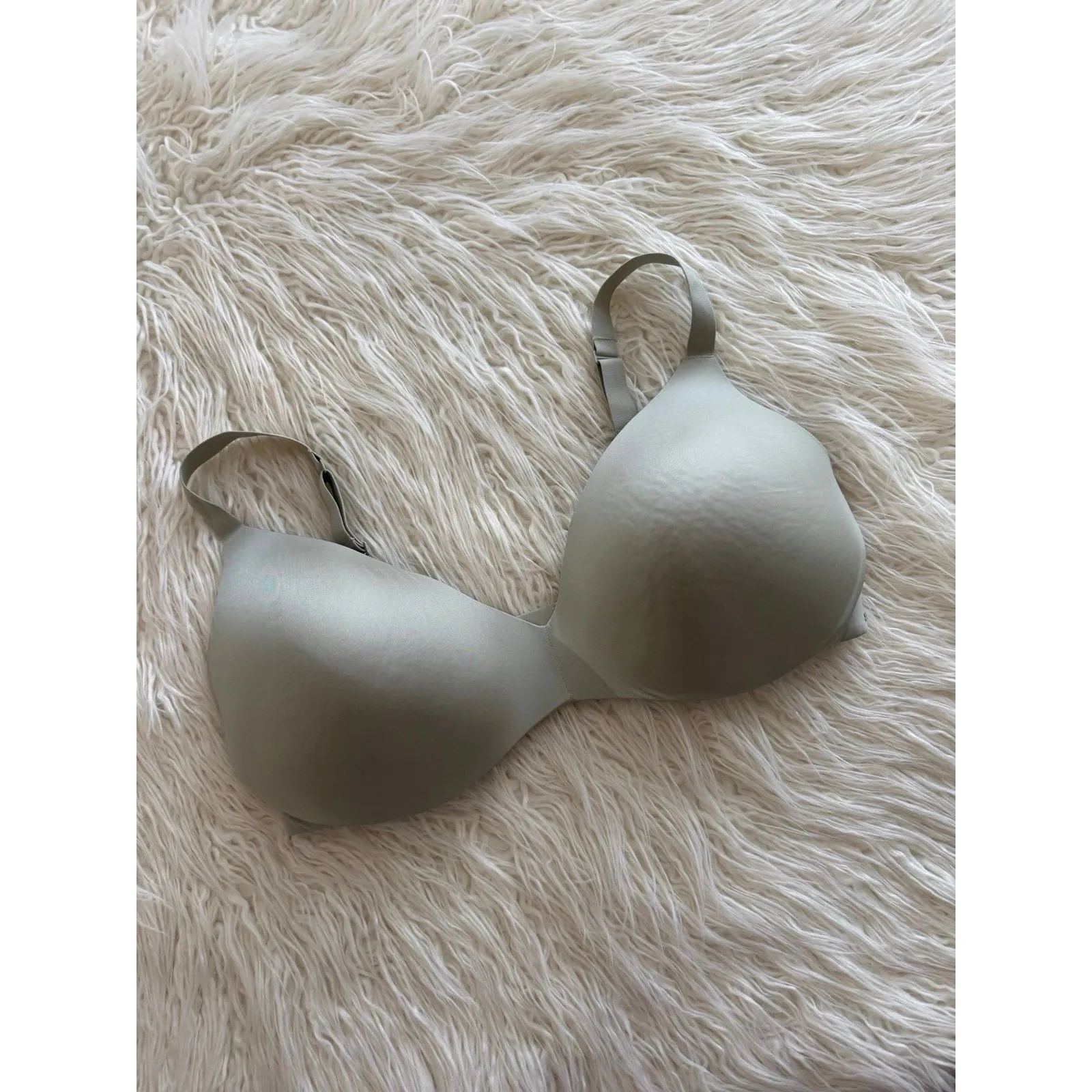 Skims Wireless Push up Bra Talc Size 40DDD - Image 3