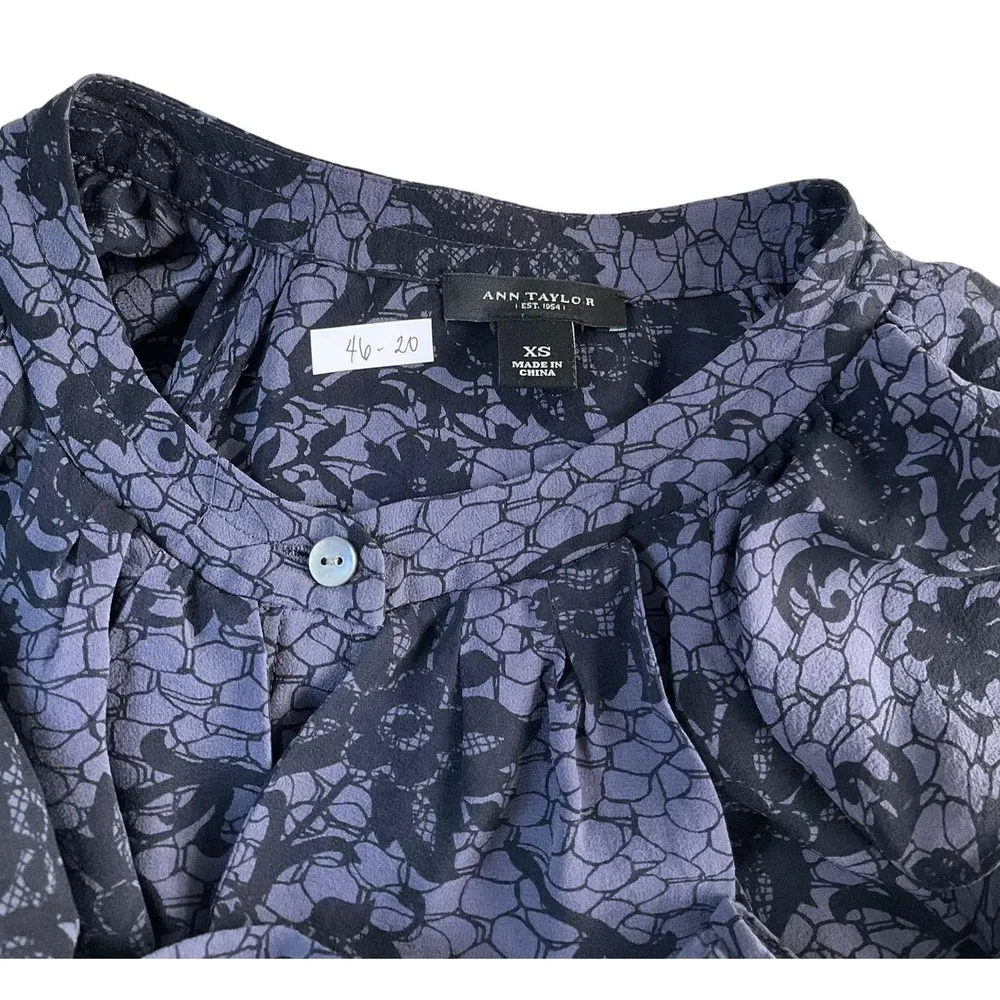 Ann Taylor Gray-ish Blue Silk Top/Blouse Women Size XS | 46-20 - Image 3