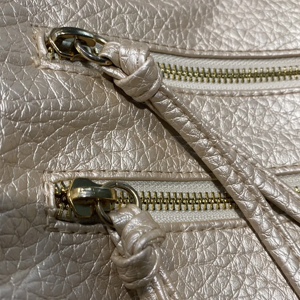 Crossbody Bag Gold - Image 9