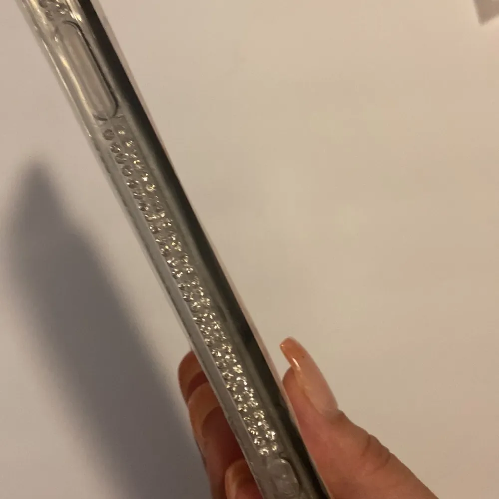 iPhone 11 ombré glitter case - Image 9