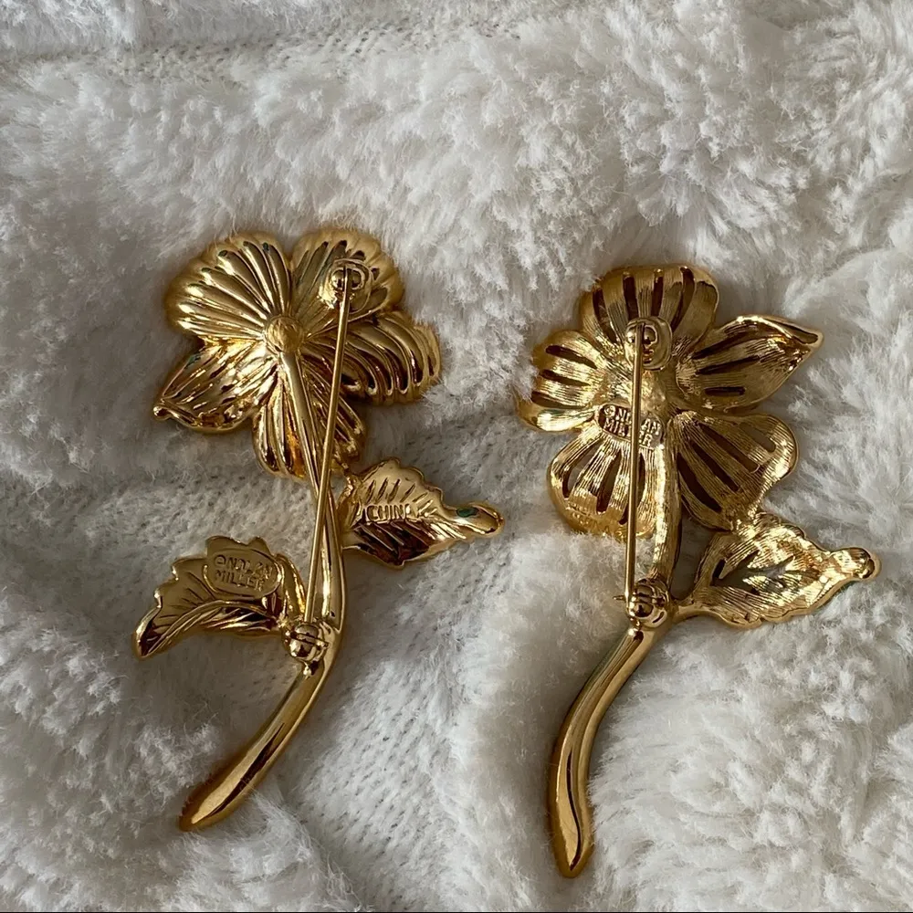 The Nolan Miller Glamour Collection Flower Pin set Green - Image 11