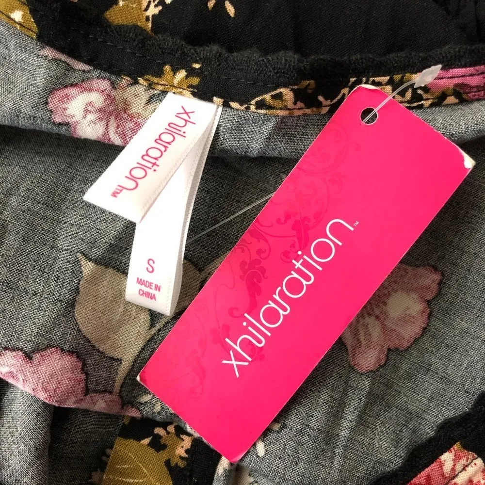 Xhilaration Mini Dress Floral Long Sleeve V Neck S - Image 3