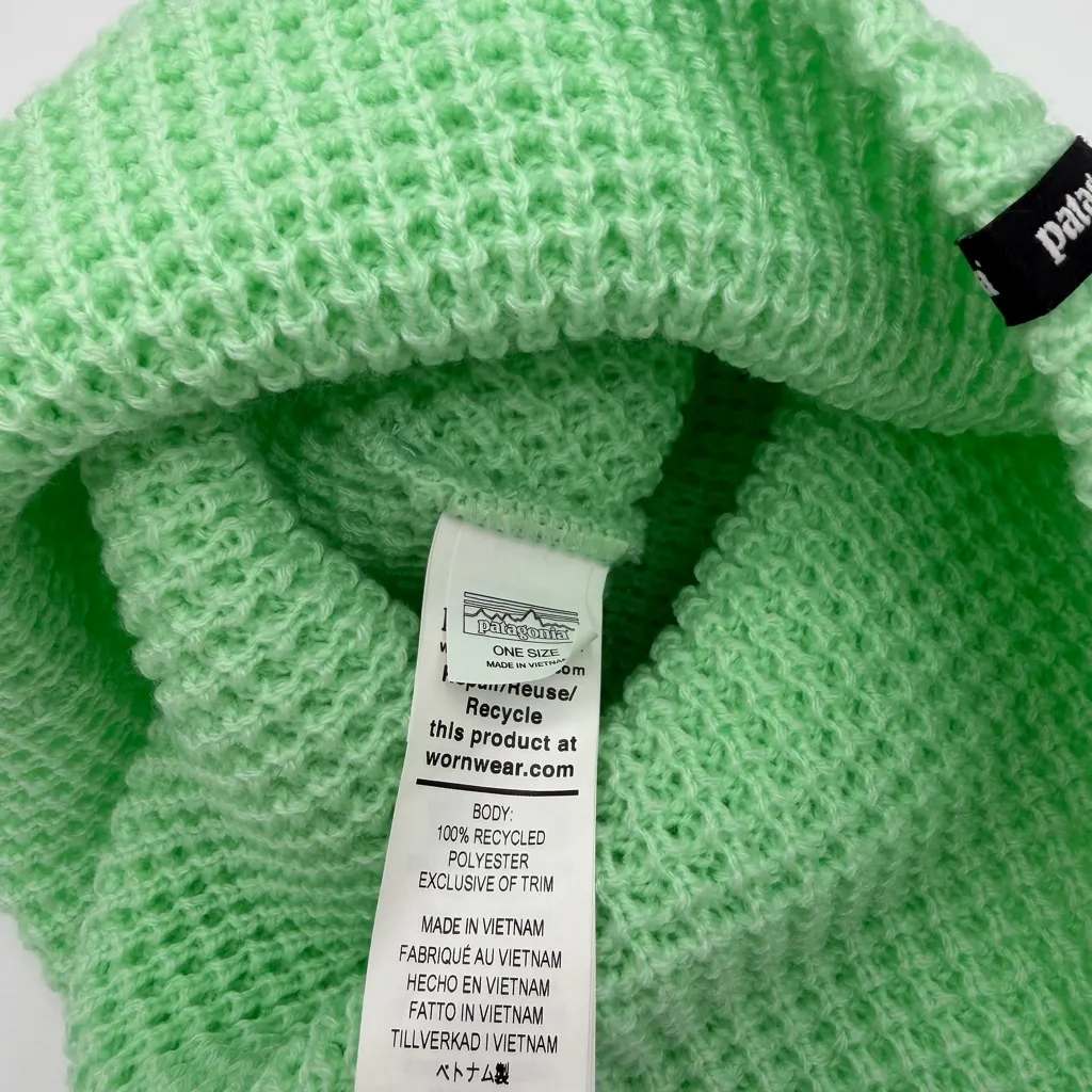 Patagonia women’s snow drifter mint knit beanie one size outdoor NWT - Image 3