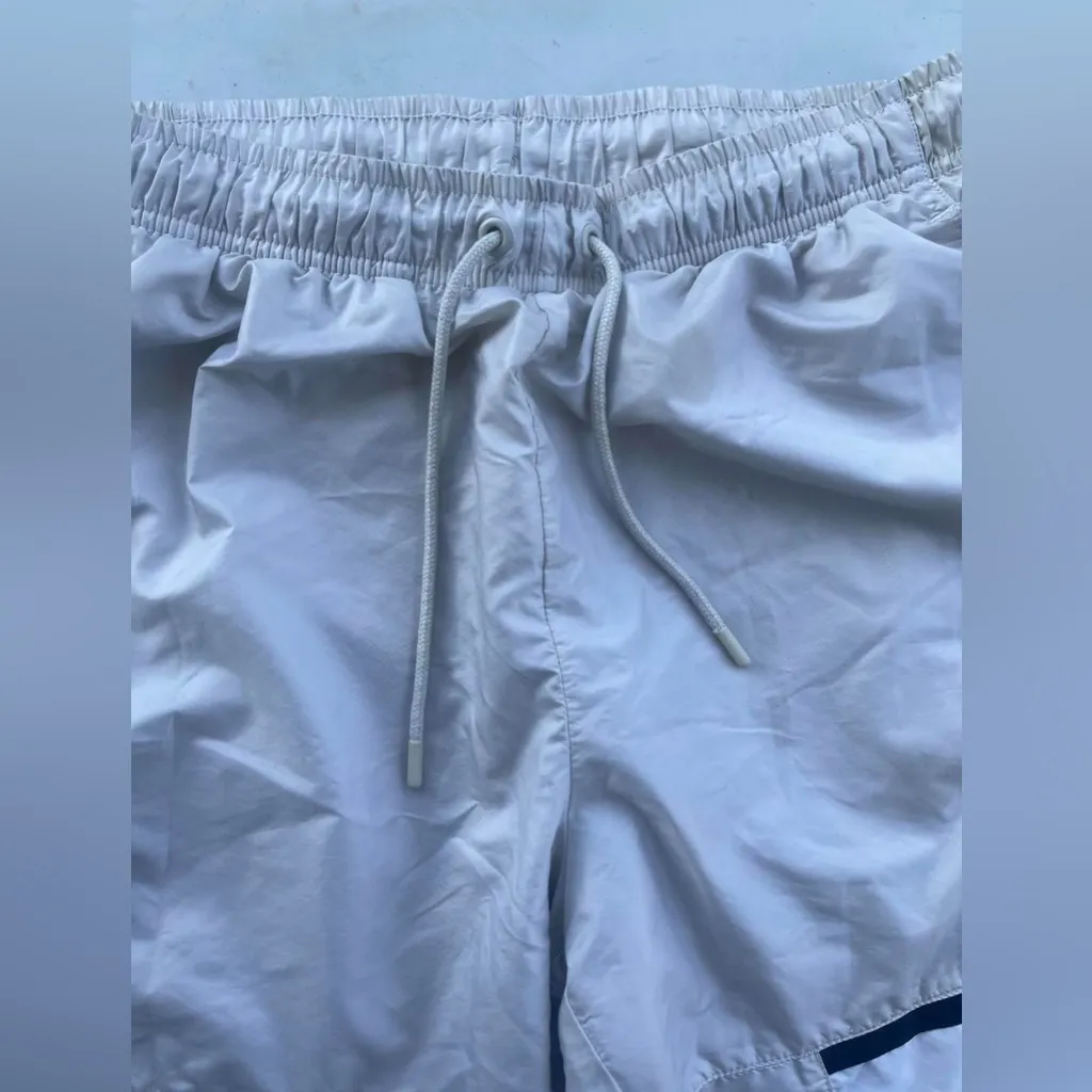 Nike Women’s Sportswear Light Bone Jogger Pants - Small - Image 6