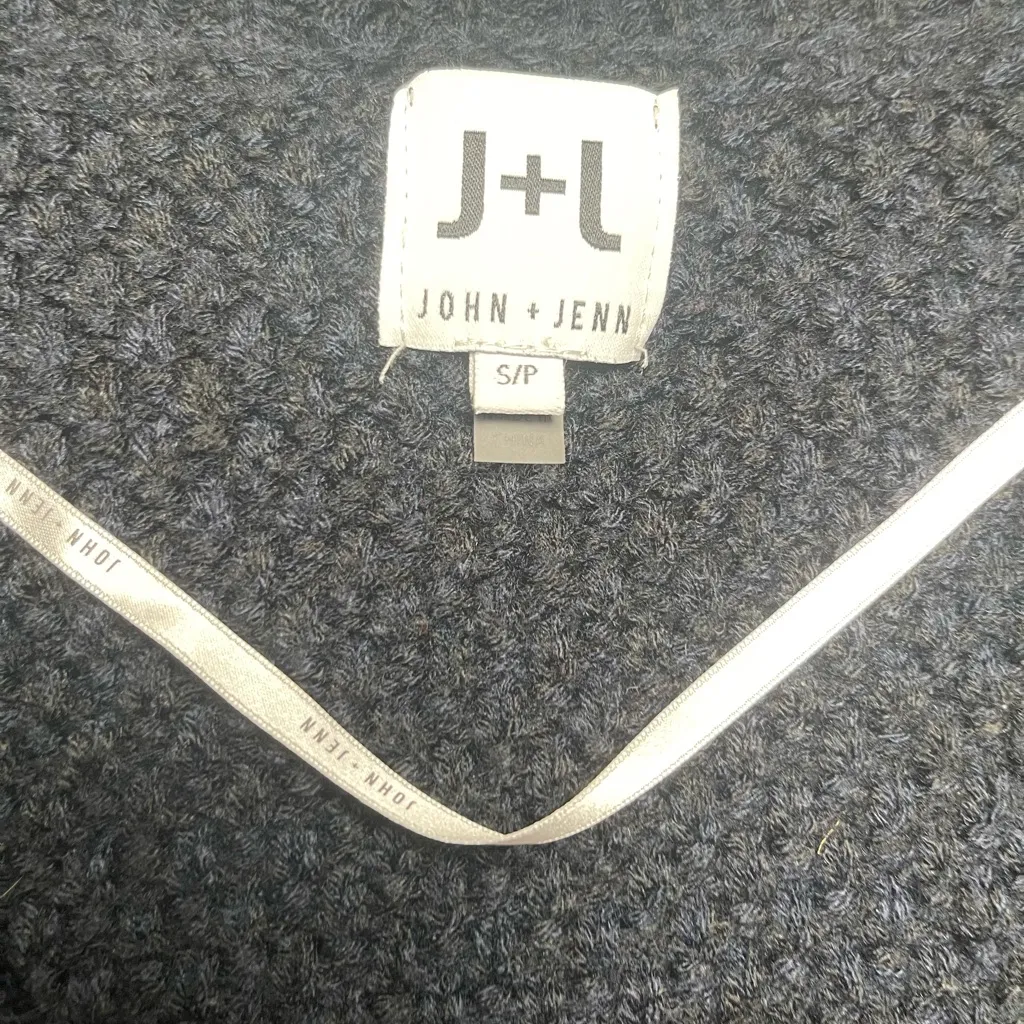 John + Jenn‎ Cropped Dark Academia Grunge Sweater - Image 2