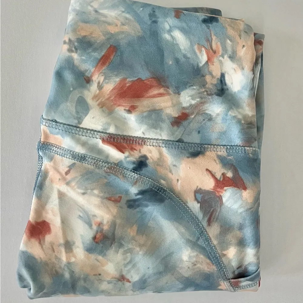 Freely Active Wear Leggings Size S - Image 3